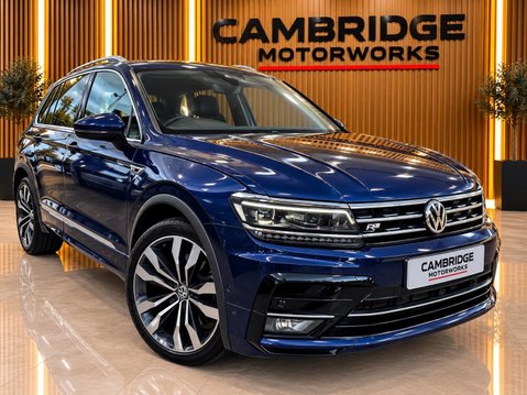 Volkswagen Tiguan R LINE TSI BMT 4MOTION DSG 1