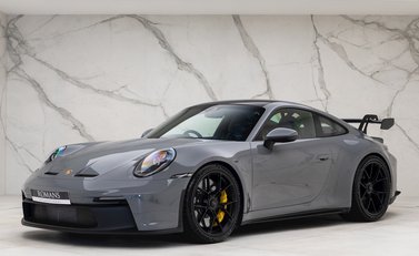 Porsche 911 (992) GT3 6