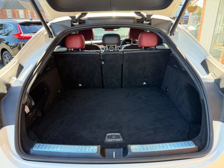 Mercedes-Benz GLC GLC 250 4MATIC AMG LINE PREMIUM PLUS 21