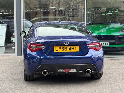 Toyota GT86 D-4S PRO 7