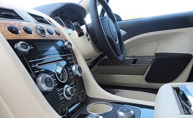 Aston Martin Rapide 7