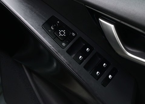 Kia Niro 1.6 Niro 2 HEV Semi-Auto 5dr 39