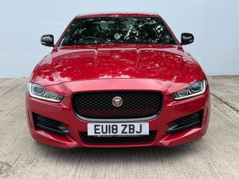 Jaguar XE 2.0 XE R-Sport D Auto 4dr 14