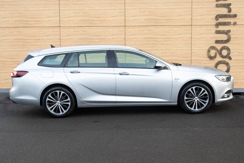 Vauxhall Insignia SRI NAV 12