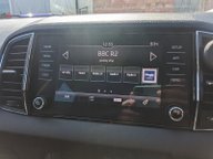 Skoda Karoq SE TDI SCR DSG 27