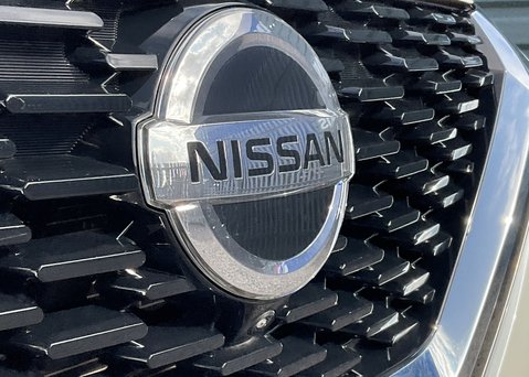 Nissan Qashqai DIG-T TEKNA MHEV 11