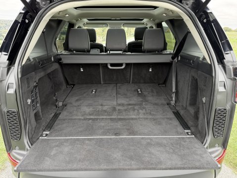 Land Rover Discovery SDV6 HSE 20