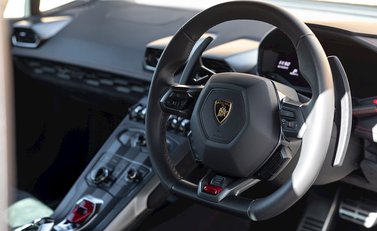 Lamborghini Huracan LP610-4 11