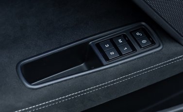 Jaguar XE SV PROJECT 8 33