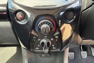 Toyota Aygo VVT-I X-PRESSION..X WAVE..CABRIOLET..LIMITED EDITION.. 8 SERVICES..£20 TAX  20