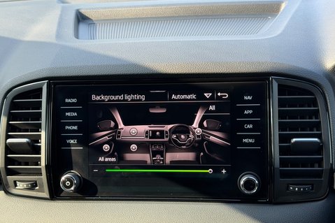 Skoda Karoq SPORTLINE TSI DSG AUTOMATIC - METEOR GREY -PAN ROOF -APPLE CARPLAY 58