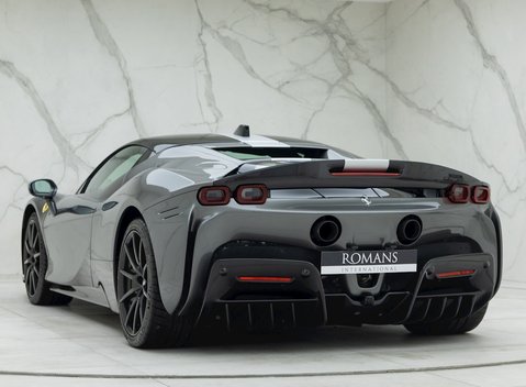 Ferrari SF90 Stradale Assetto Fiorano 3