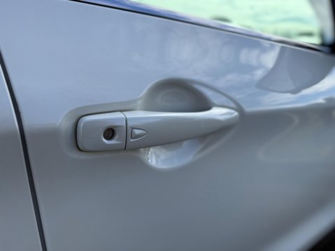 Nissan Qashqai 1.5 dCi N-Connecta Euro 6 (s/s) 5dr 27