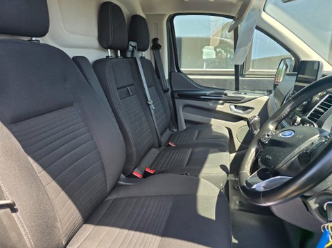 Ford Transit Custom 300 LIMITED P/V ECOBLUE 9
