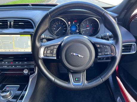 Jaguar XE 2.0d R-Sport Auto Euro 6 (s/s) 4dr 15
