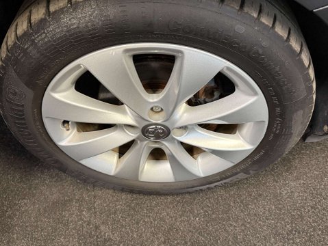 Vauxhall Corsa 1.4 Corsa Energy AC ecoFLEX 3dr 13