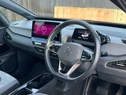 Volkswagen ID.3 Pro Performance 58kWh Life Auto 5dr 33