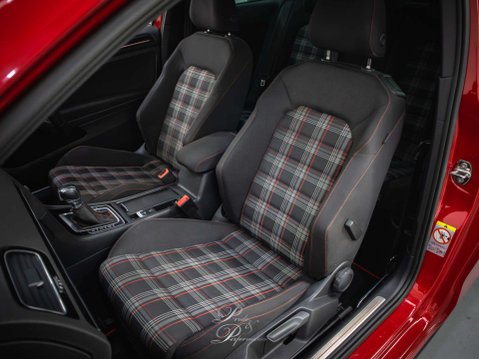 Volkswagen Golf 2.0 Golf GTi Semi-Auto 3dr 19