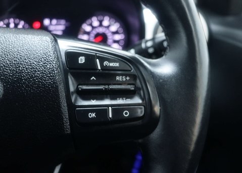 Hyundai i10 1.2 i10 Premium MPI Auto 5dr 30