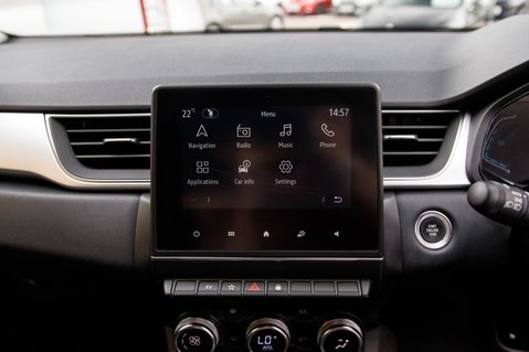 Renault Captur TECHNO E-TECH 23