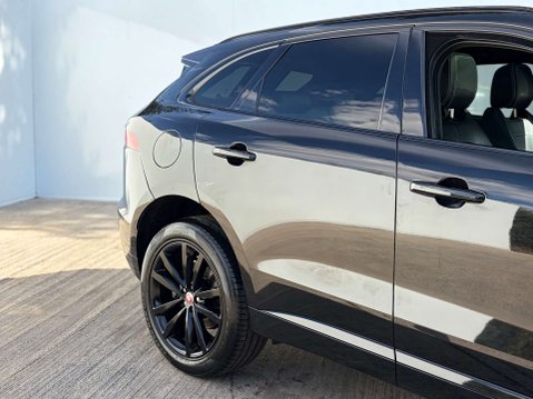 Jaguar F-Pace 2.0 F-PACE Chequered Flag AWD D Auto 4WD 5dr 6
