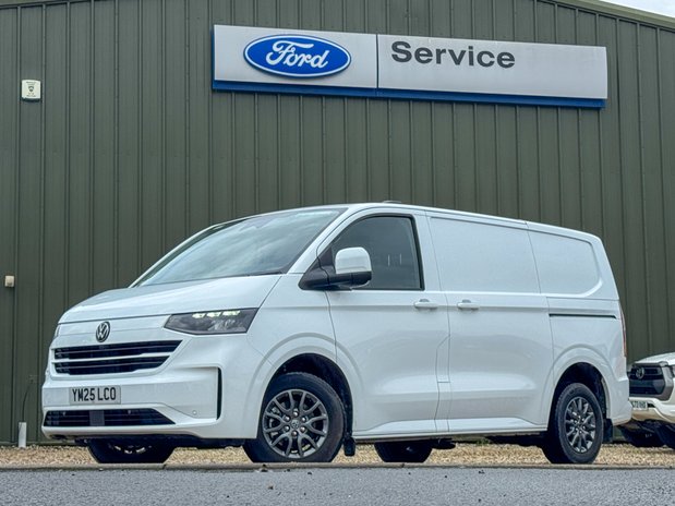 Volkswagen Transporter AUTO SWB L1H1 Commerce Pro T30 Alloys Cruise Sensors EURO 6 NO VAT 1