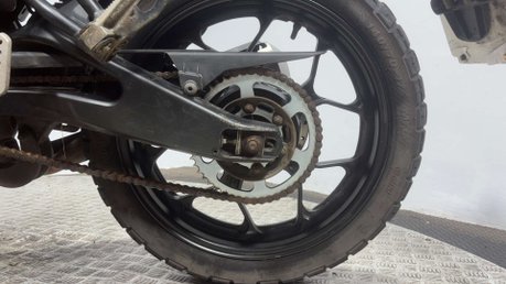 Yamaha XSR125 2021 34K 1 OWNER PROJECT BIKE SPARES OR REPAIR 125CC 16