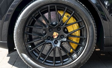 Porsche Cayenne Turbo 10