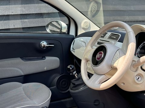Fiat 500 1.2 500 Lounge RHD 3dr 15