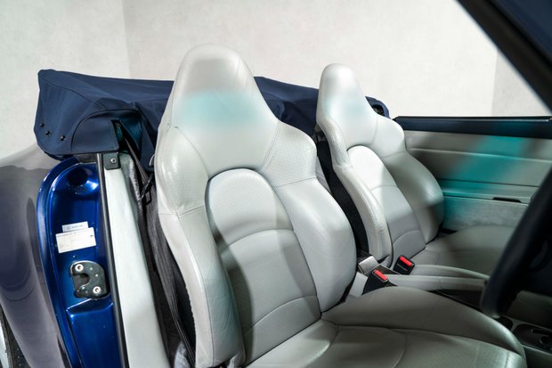 Porsche 911 CARRERA. NOW SOLD. SIMILAR REQUIRED. PLEASE CALL 01903 254800. 2