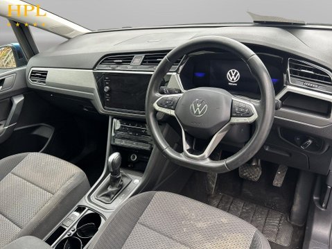 Volkswagen Touran 1.5 TSI EVO SE Family MPV 5dr Petrol DSG Euro 6 (s/s) (150 ps) 12
