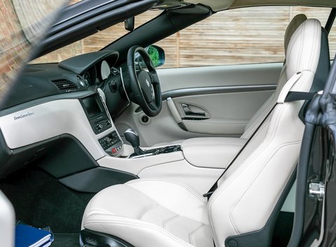 Maserati Grancabrio Sport 16