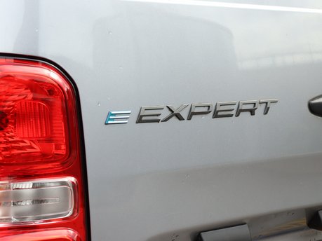 Peugeot Expert Expert 100kW 75kWh Professional Van Auto 12
