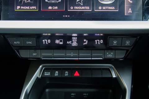 Audi A3 SPORTBACK TFSI S LINE 39