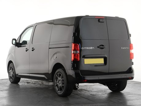 Citroen Dispatch M 1.5 BlueHDi 120ps Driver 9