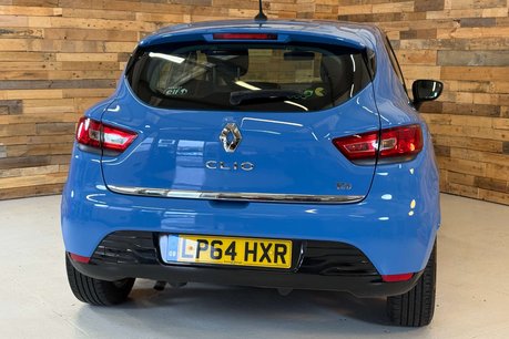 Renault Clio 0.9 TCe Dynamique MediaNav Hatchback 5dr Petrol Manual Euro 5 (s/s) (90 ps) 81