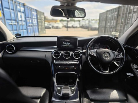 2016 Mercedes-Benz C-Class thumbnail 7