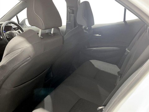 Toyota Corolla 1.8 VVT-h Design Hatchback 5dr Petrol Hybrid CVT Euro 6 (s/s) (122 ps) Air 20
