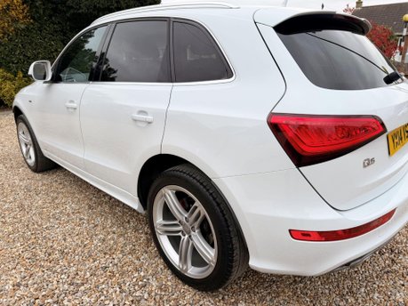 Audi Q5 2.0 TDI S line Plus S Tronic quattro Euro 5 (s/s) 5dr 10