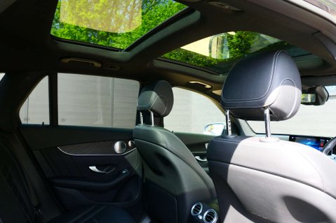 Mercedes-Benz GLC 2.0 GLC 300 AMG Line Premium+ D 4Matic Auto 4WD 5dr 37