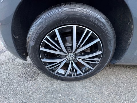 Volkswagen Golf SE TSI EVO 52
