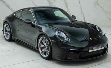 Porsche 911 GT3 TOURING (992) 12