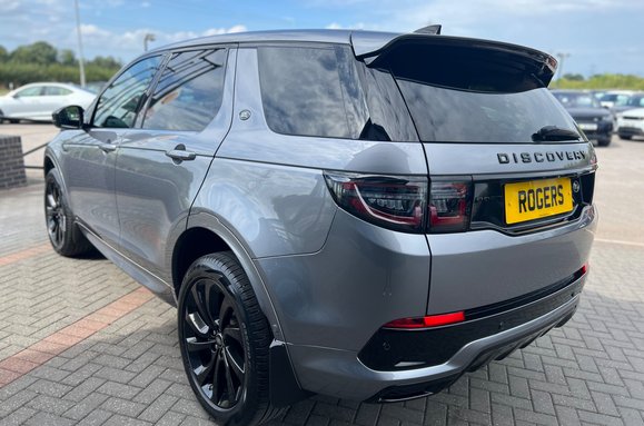 Land Rover Discovery Sport R-DYNAMIC S PLUS MHEV 8