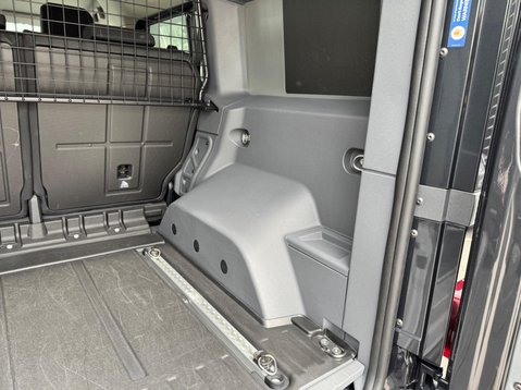 Ineos Grenadier STATION WAGON 26